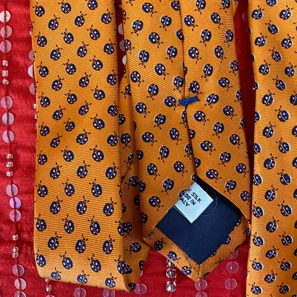 Barneys New York 💯 Silk Made in Italy 🇮🇹 Lucky Lady Bug Timeless Luxurious Tie